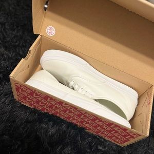 Vans Laced White